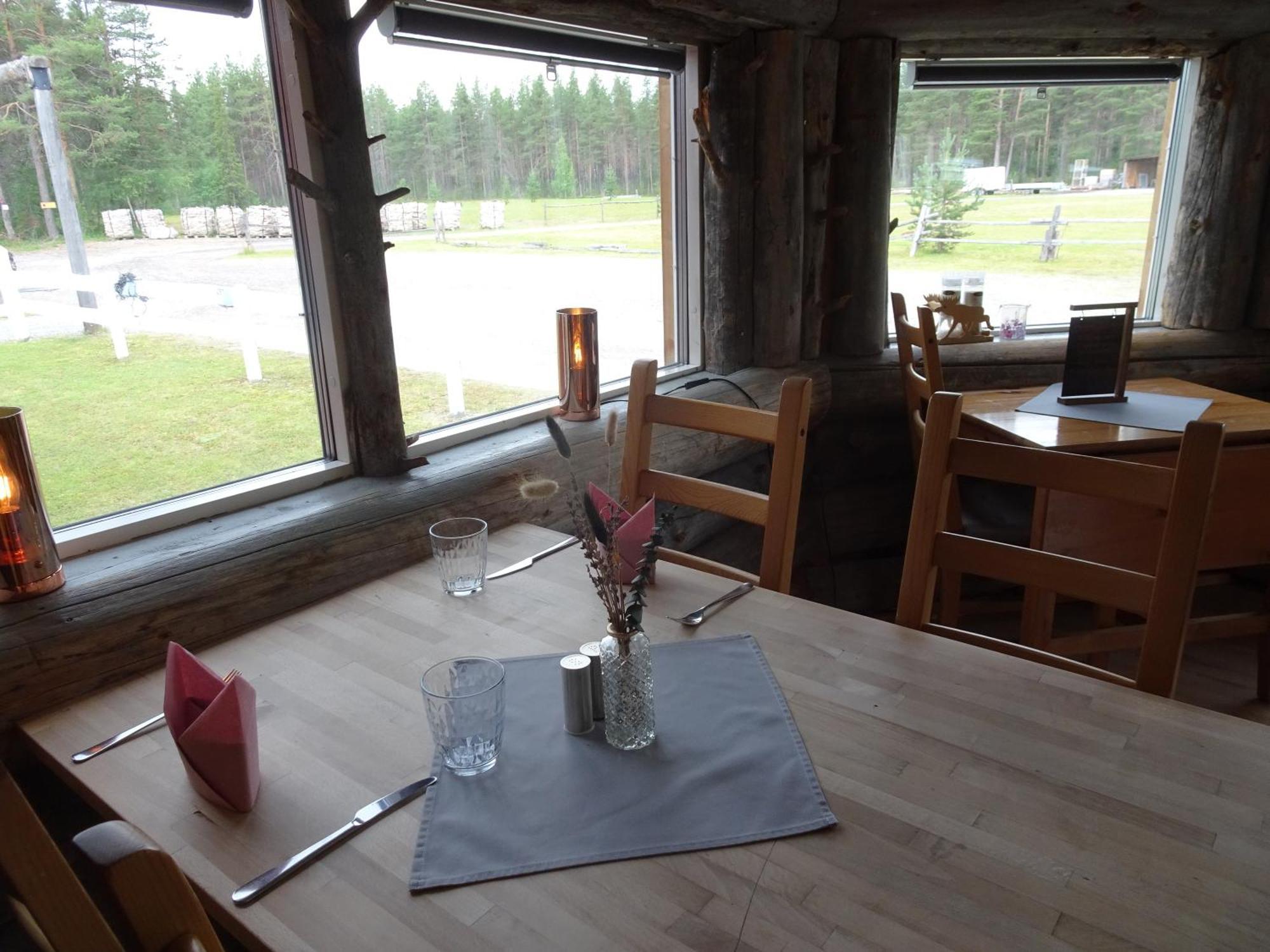 Skogen-Lodge Koskullskulle Exteriér fotografie